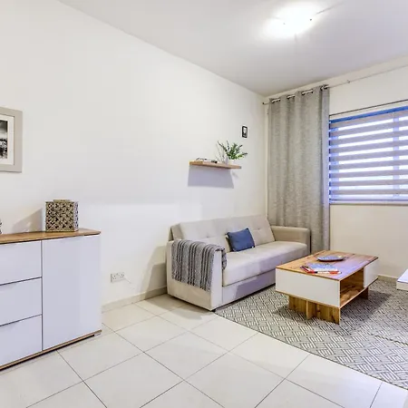 Cosy & Stylish 1br In The Heart Of By 360 Estates Gzira